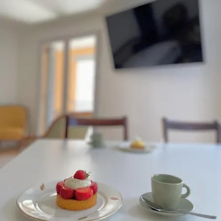 Vieil 82 M2 With Secured Private Parking 3 앙티브