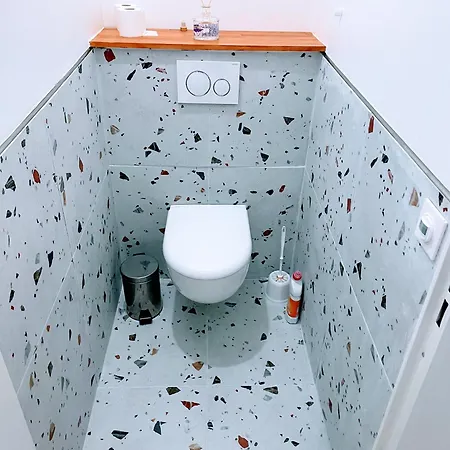 Vieil 82 M2 With Secured Private Parking 3 아파트 앙티브