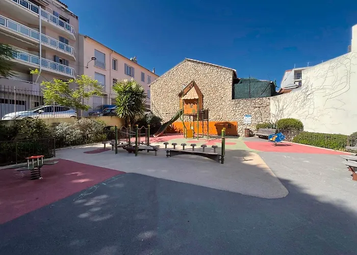 Vieil 82 M2 With Secured Private Parking 3 *